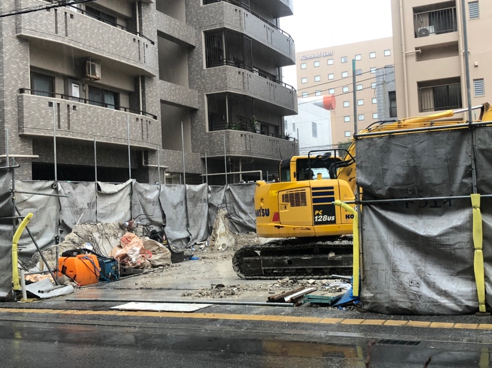 浦添市 商業ビル解体工事｜沖縄 解体工事 琉球ZERO-ONE