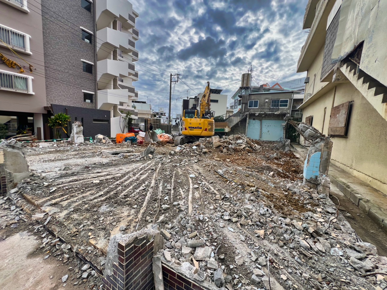 沖縄県浦添市 建物解体工事｜沖縄 解体工事 琉球ZERO-ONE