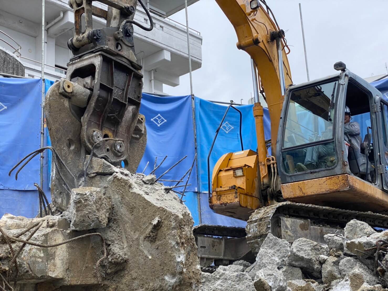 西原町　住宅の解体工事