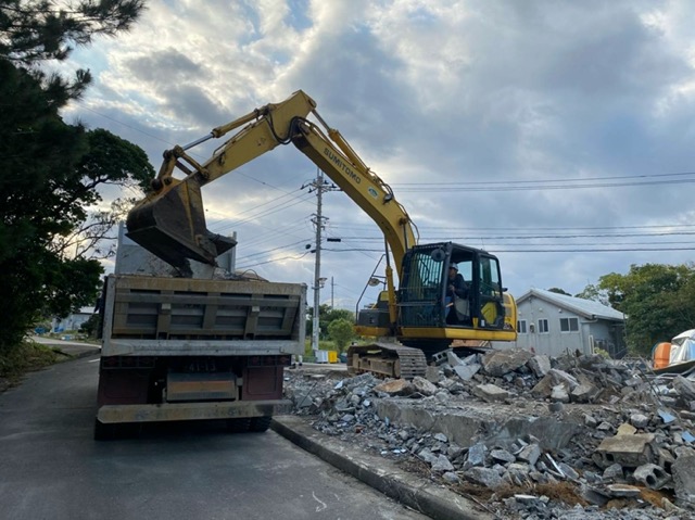 名護市　住宅解体工事