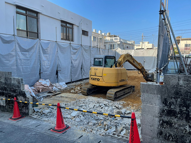 沖縄市　住宅解体工事