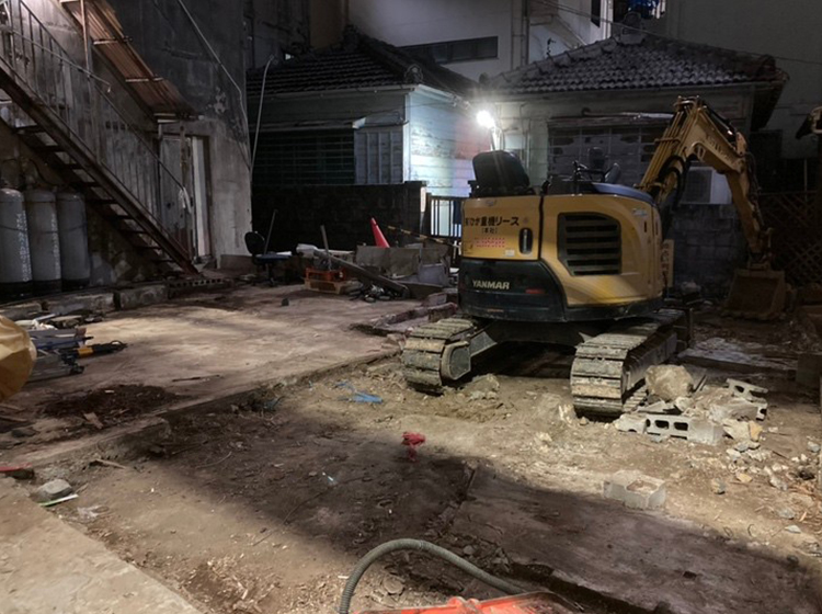 那覇市　住宅兼店舗　解体工事