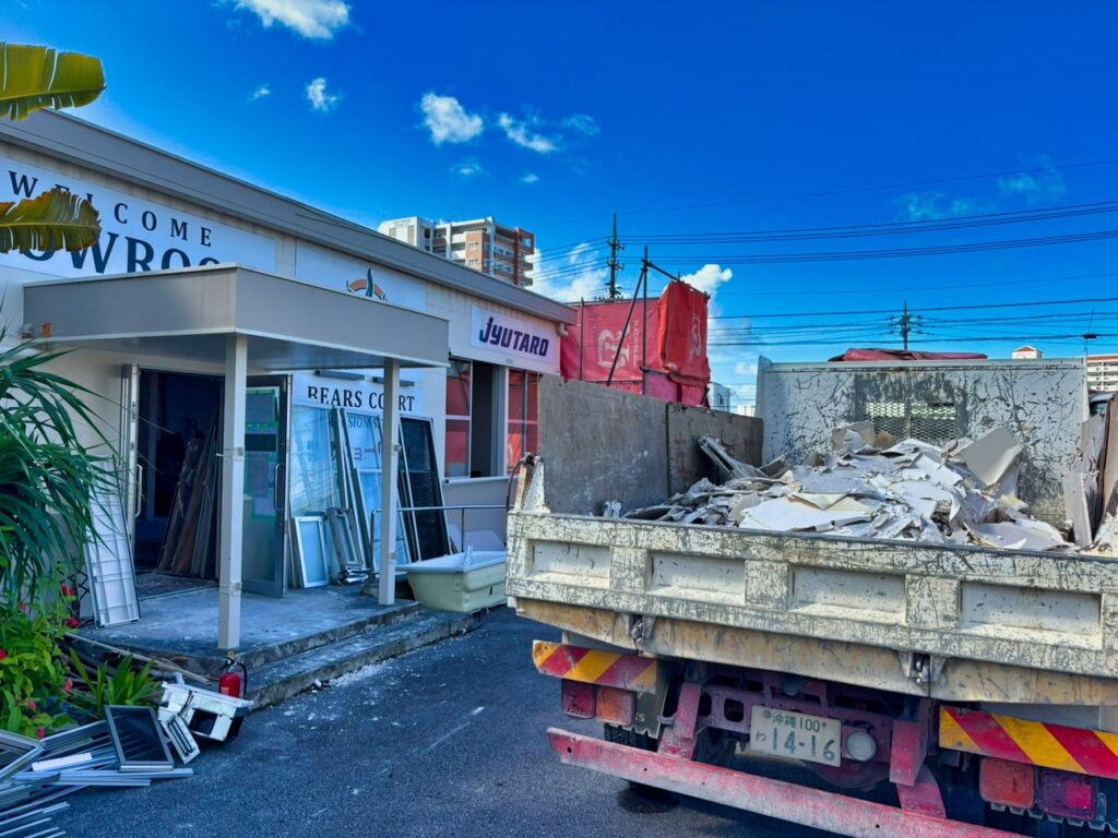 沖縄県那覇市 建物解体工事 施工前