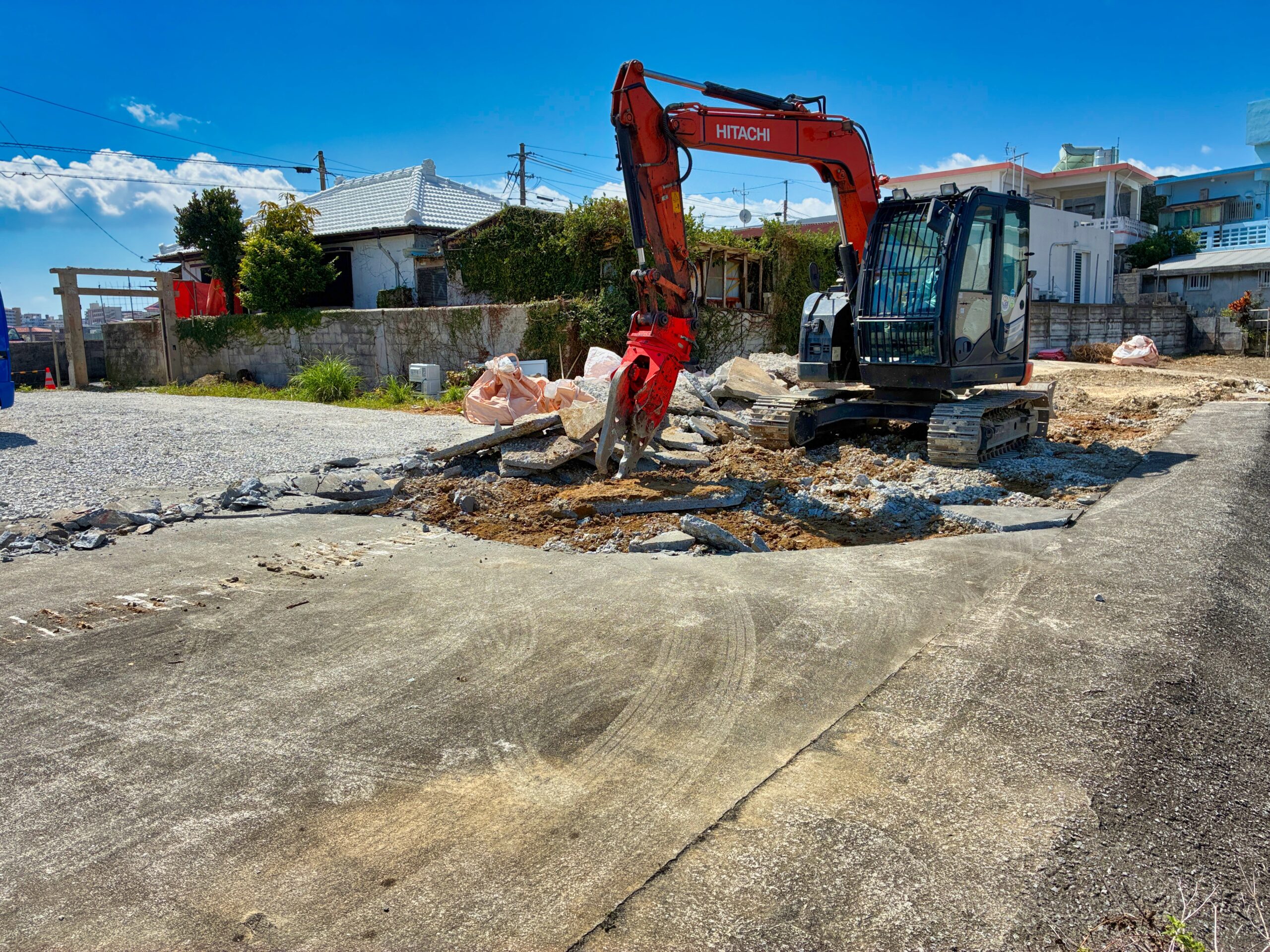 沖縄県那覇市首里建物解体工事｜解体工事は琉球ZERO-ONE